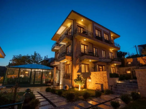 Cunda Baradiel Hotel
