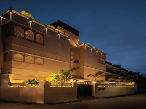 juSTa Luxe Kashi Parampara, Varanasi