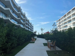 Morros Zoe by Wynwood House