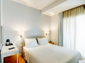 Phidias Piraeus Hotel