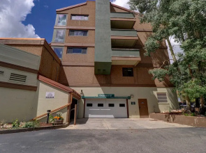 Large, Welcoming Condo With Incredible Views - WL406 by Redawning