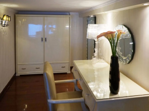 South & North International Apartment