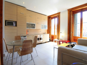 Amplio estudio exterior en Bilbao con A/C y WiFi, Glorieta Bilbao
