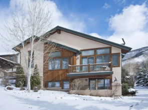 2239a Chamonix 3 Bedroom Home by Redawning