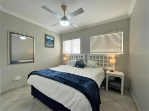 Beachfront @ Driftwood 6 Luxury Family Apartment