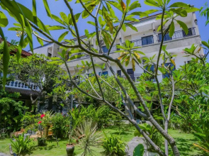 OYO 4012 Ari Beach Inn