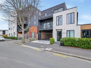 Barbadoes Beauty - Christchurch Holiday Apartment