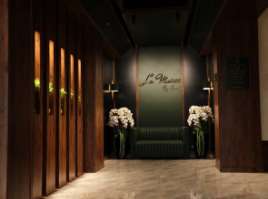 Regal Hotel by Grand