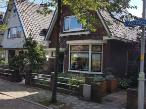 Luxury Holiday Home in Heiloo with Terrace And Garden