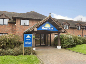 Days Inn by Wyndham Sevenoaks Clacket Lane