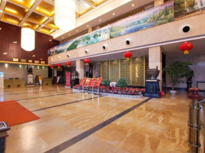 Xindu International Hotel Xinyang