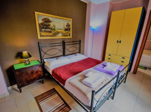 Holiday House & Events With Private Pool in the Center of Sicily