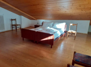 Mandarda stile rustico 6/8 letti
