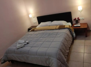 Nikolettas Studios Traditional House