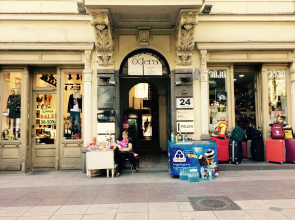 Opera Rooms&Hostel