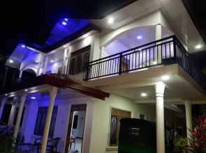Amada Lake View Homestay