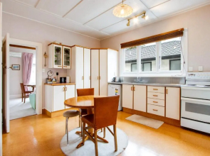 Gran's House - Napier Holiday Home