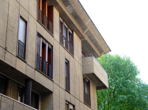 CO-C933-5GIO61A2 - Art Family Apartment