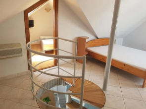Zoli Apartmanok-Adri Kölcsey 32