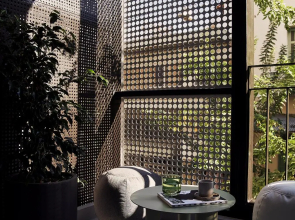 The Newel Metaxourgeio