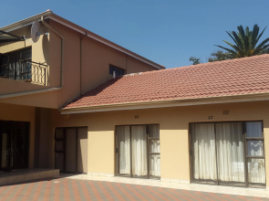 Ikaze Guest Lodge