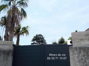 Rêves de vie Studio avec terrasse et parking privé