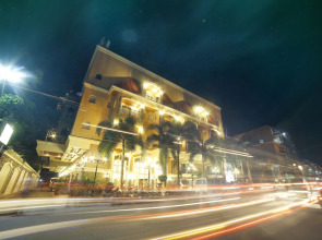 Villa Caceres Hotel