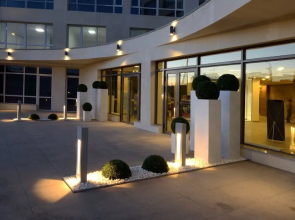 X-Apartment - Serviced Apartments