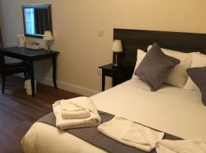 Kaim Park Hotel