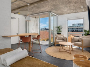 Westwind Light & Bright Luxury Apartment
