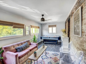 Chic Troy Home Near Downtown, 9 Mi to Albany!