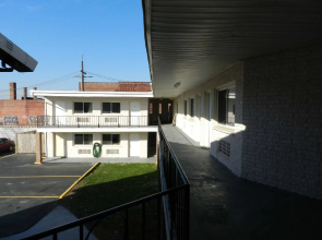 Viking Motel