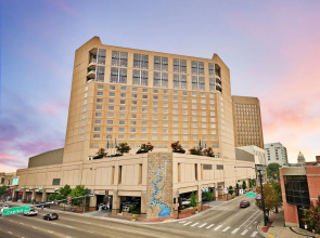The Grove Hotel