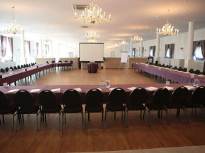 Riviera Resort Modlin Airport