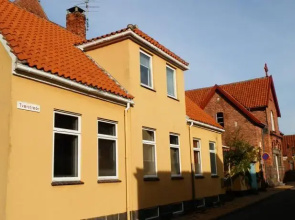 Tvaerstraede Guesthouse