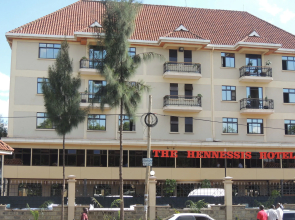 Hennessis Hotel