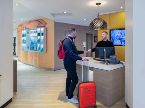 Отель Mercure Nice Centre Grimaldi