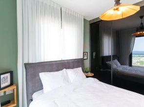 Sunny Haven Sea View Escape by Sea N Rent