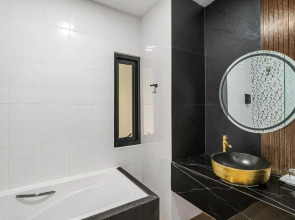 Tuana Hotels The Phulin Resort