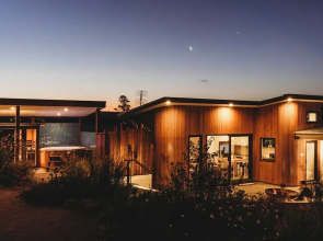 Hollyberry House