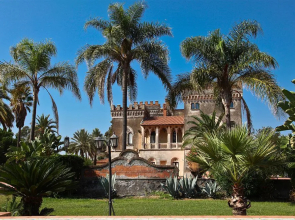 Castello D'Urso Somma B&B