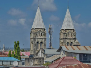 Tembo Palace Hotel