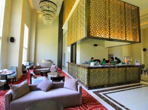 Grande Caribbean Condo by Somphong