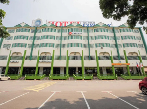 Capital O 91154 Oyo Super Cowboy Hotel Melaka