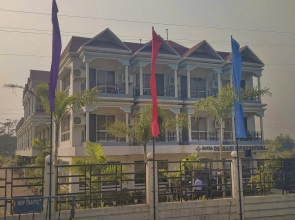 OYO 29258 Hotel Debrani International