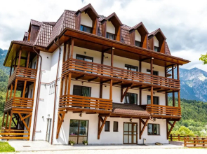 Yael Luxury Apartments 3