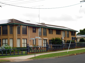 A Raceview Motor Inn