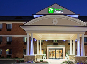 Holiday Inn Express Sheboygan-Kohler by IHG