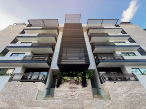 Melittas Stylish 2Bed,2Bath-Condo Near Beach - 6 Guests