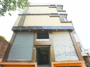 CAPITAL O 16472 Hotel Shree Balram International